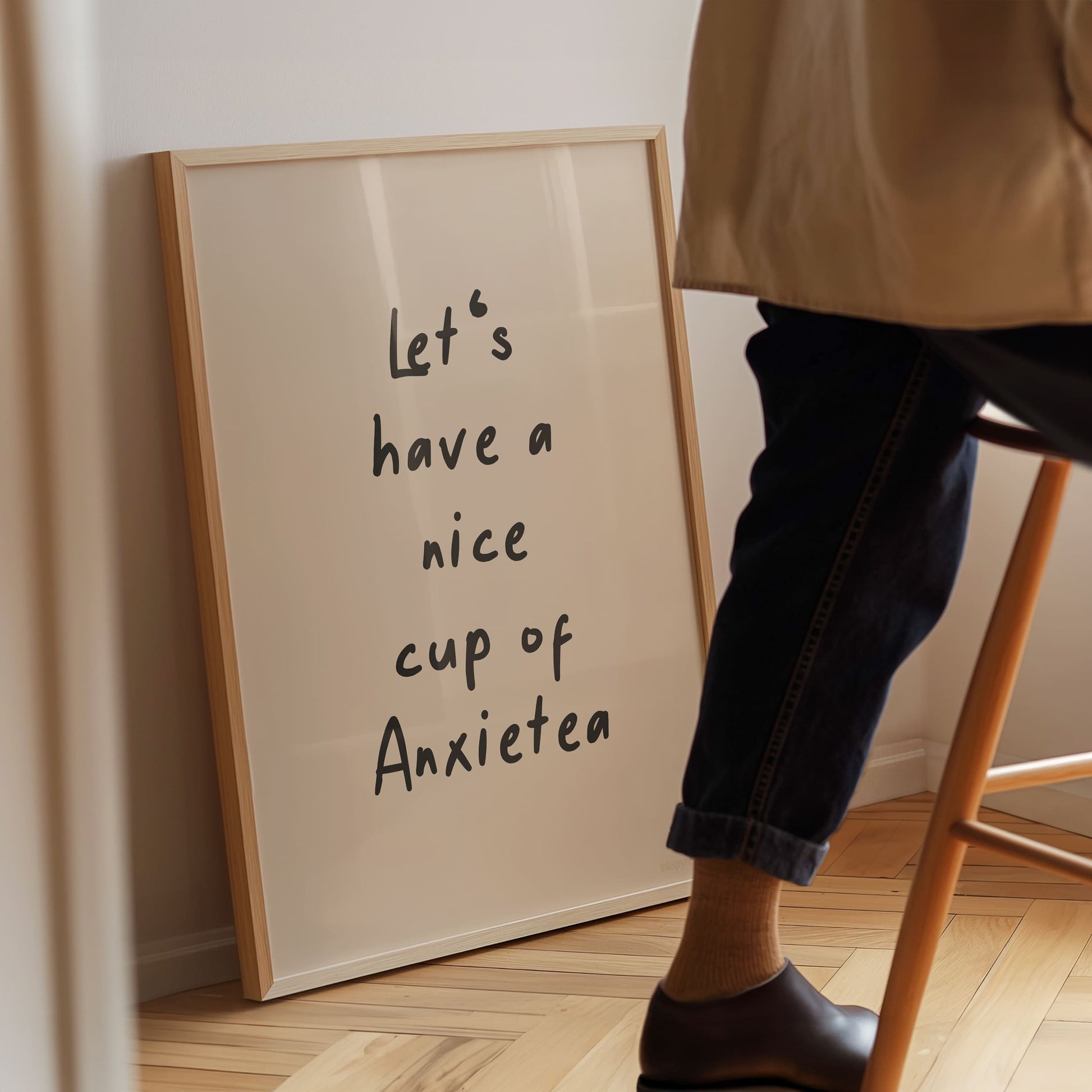 Let's Have A Nice Cup Of Anxietea - Zwart op crème - Funny Wall Art Print