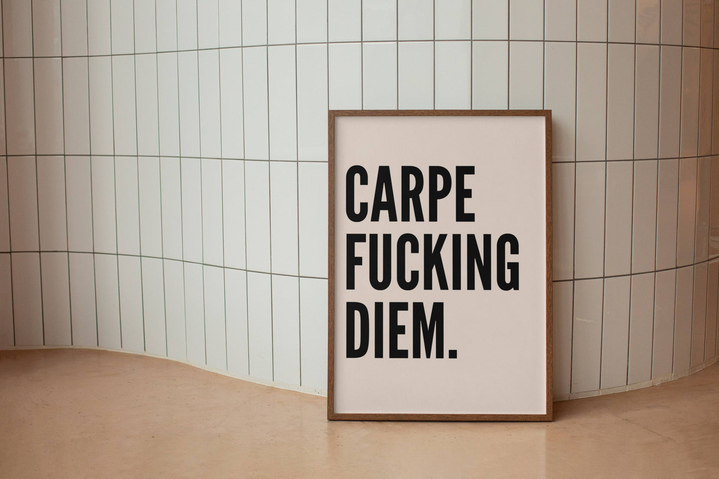 Carpe Fucking Diem - zwart beige Wall art Print